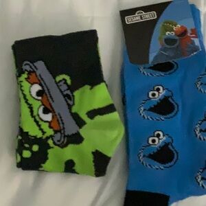 NWT Sesame Street crew socks Oscar & Cookie Monster 2 pair